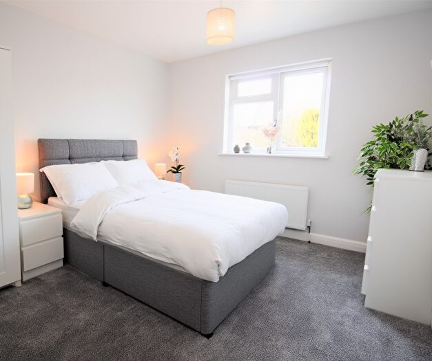 1 Bedroom Detached House To Rent In Frant Road, Royal Tunbridge Wells, TN2