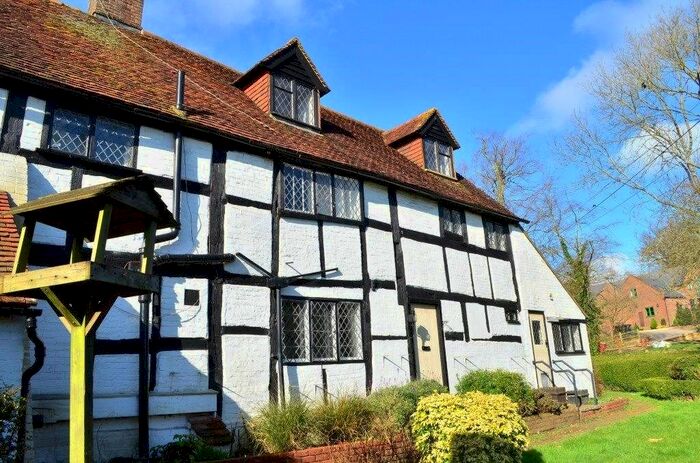 4 Bedroom Property To Rent In Hammerwood, East Grinstead RH19