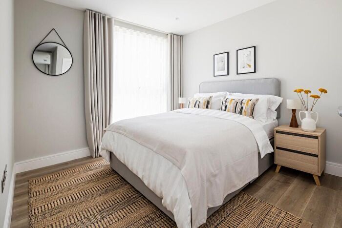 1 Bedroom Apartment To Rent In Neptune Wharf, London, SE8