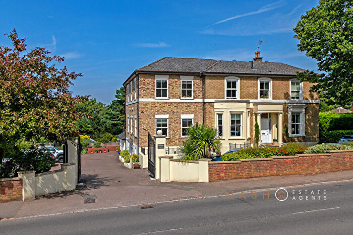 2 Bedroom Apartment For Sale In Woodlands, Woburn Sands, MK17