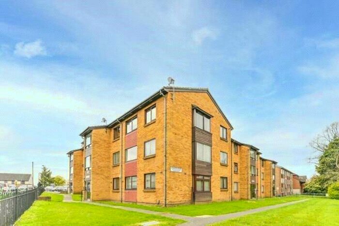 2 Bedroom Flat To Rent In Selhurst Road, London, SE25