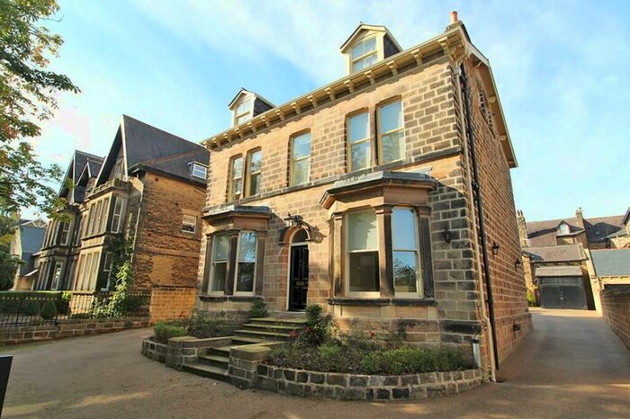 2 Bedroom Flat To Rent In Park Avenue, Harrogate, HG2
