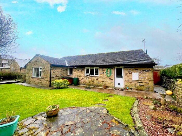 3 Bedroom Bungalow To Rent In Garrs End Lane, Grassington, Skipton, BD23