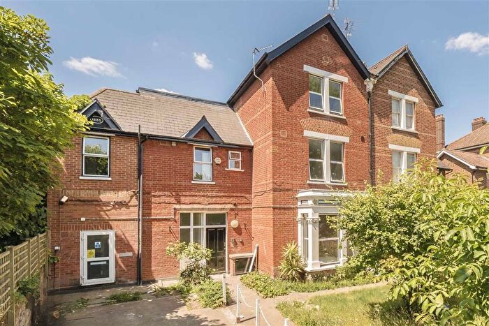 Studio To Rent In Perryn Road, Askew Road, W3