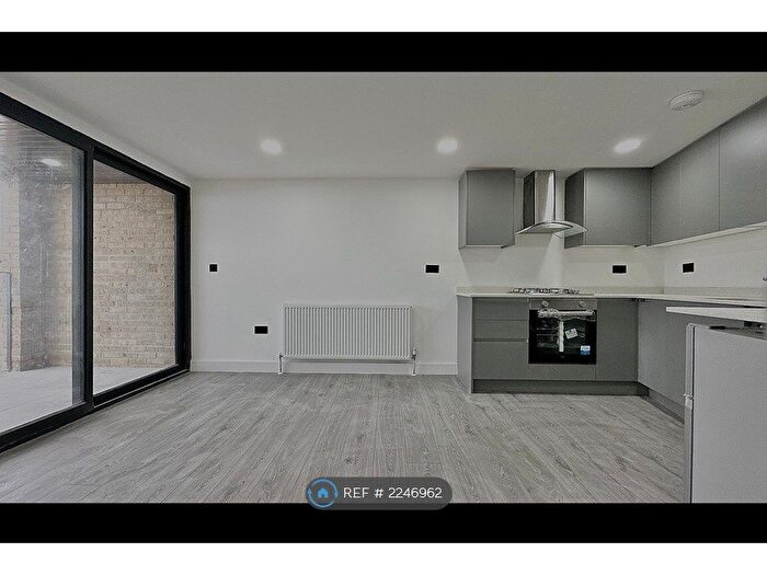 1 Bedroom Flat To Rent In Leyton, London, E10
