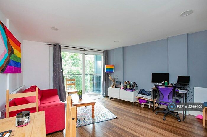 2 Bedroom Flat To Rent In Xchange Point, London, N7