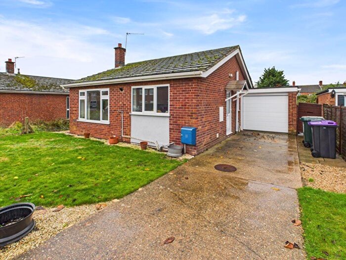 2 Bedroom Detached Bungalow For Sale In Washington Close, Coningsby, LN4