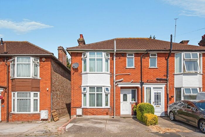 3 Bedroom Semi-Detached House For Sale In Cromer Road, Ipswich, Suffolk, IP1