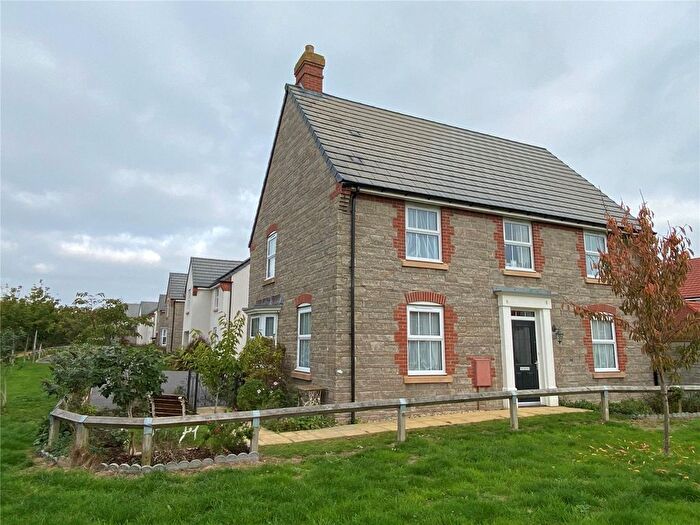 4 Bedroom Detached House To Rent In Buttercup Close, Somerton, Somerset, TA11