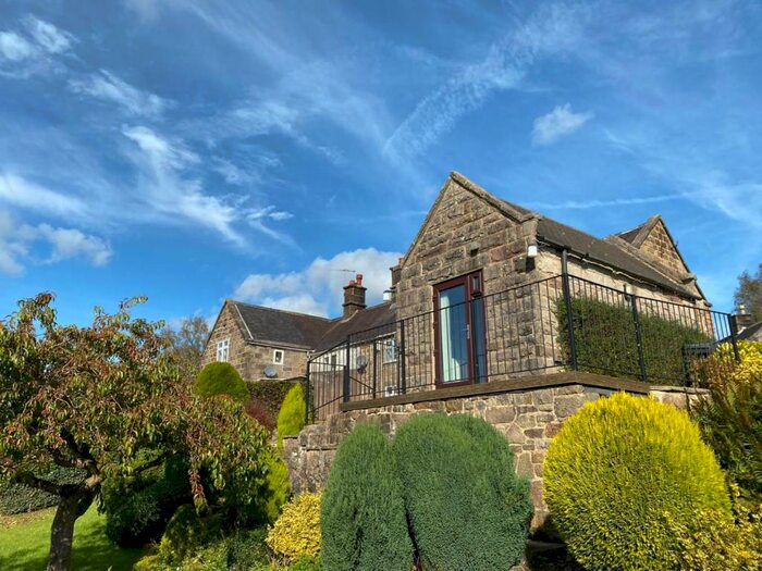 2 Bedroom Barn Conversion To Rent In Upper Holloway, Holloway, Matlock, DE4