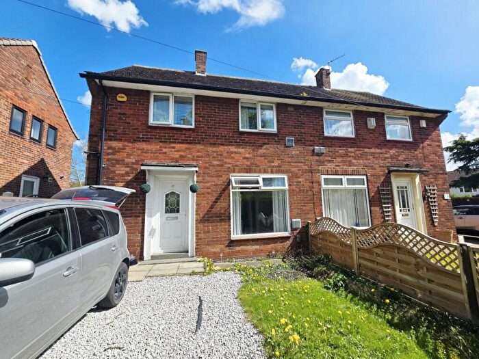 2 Bedroom Semi Detached House To Rent In Mill Green View, Seacroft, Leeds, LS14