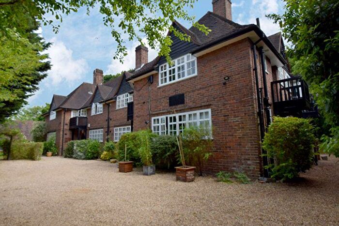 Studio For Sale In Barnett Homestead, Erskine Hill, NW11