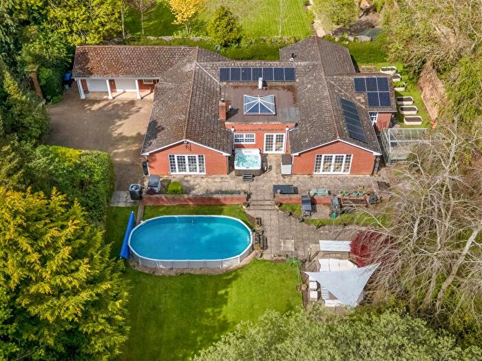 4 Bedroom Detached Bungalow For Sale In Moreton Paddox, Moreton Morrell, Warwick, CV35