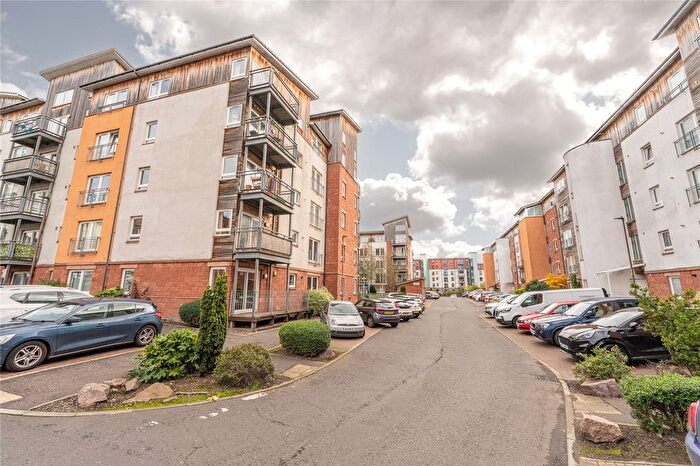 2 Bedroom Flat For Sale In Albion Gardens, Edinburgh, EH7