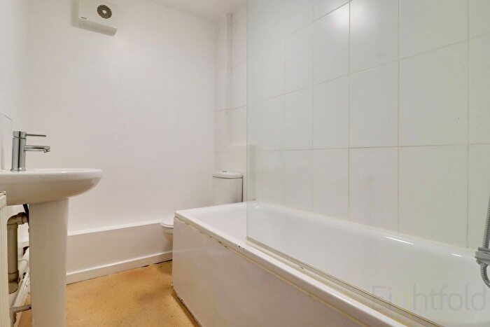 1 Bedroom Studio To Rent In High Street, Newhaven, BN9