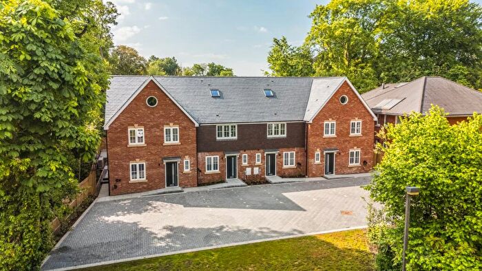3 Bedroom Terraced House For Sale In The Rise, Andover Road, Winchester, Hampshire, SO22