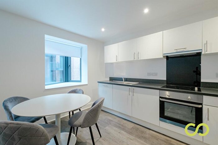 1 Bedroom Flat To Rent In Birch House, Leigh Street, High Wycombe, HP11