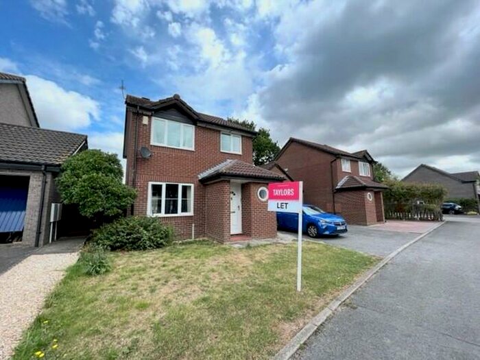 3 Bedroom House To Rent In Foxfield Avenue, Bradley Stoke, Bristol, BS32