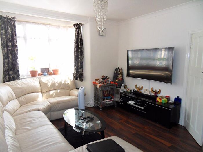 3 Bedroom Terraced House To Rent In Byron Road, Harrow, HA3