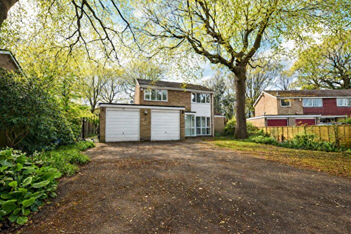 4 Bedroom Detached House For Sale In Lancaster Court, Gillingham, ME8