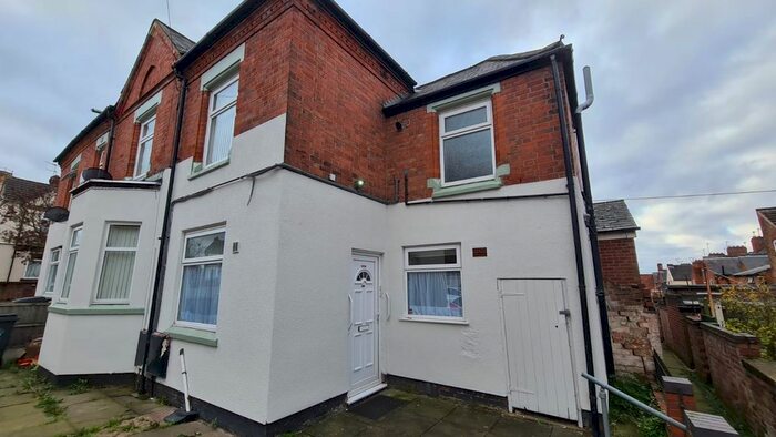 2 Bedroom Terraced House To Rent In St Saviours Road, Leicester, LE5