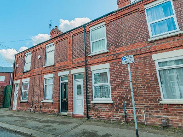2 Bedroom Terraced House To Rent In Penistone Street, Doncaster, DN1