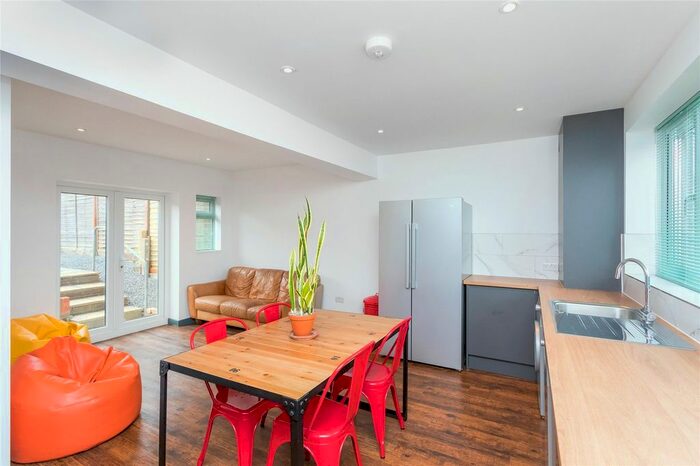 6 Bedroom Semi-Detached House To Rent In Twyford Road, Brighton, East Sussex, BN1