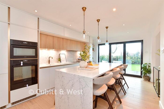 2 Bedroom Bungalow For Sale In Warren Close, Woodingdean, Brighton, East Sussex, BN2