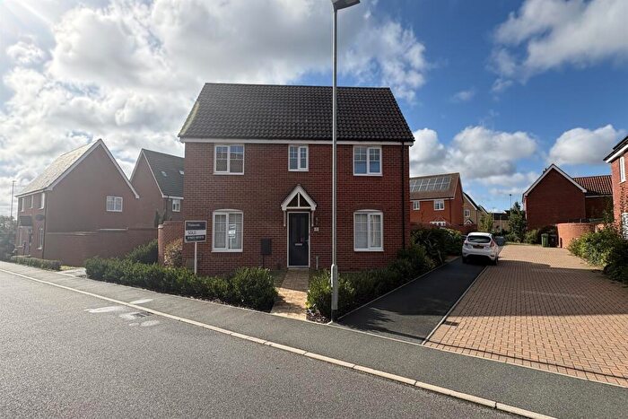 4 Bedroom House To Rent In Royal Sovereign Avenue, Norwich, NR5