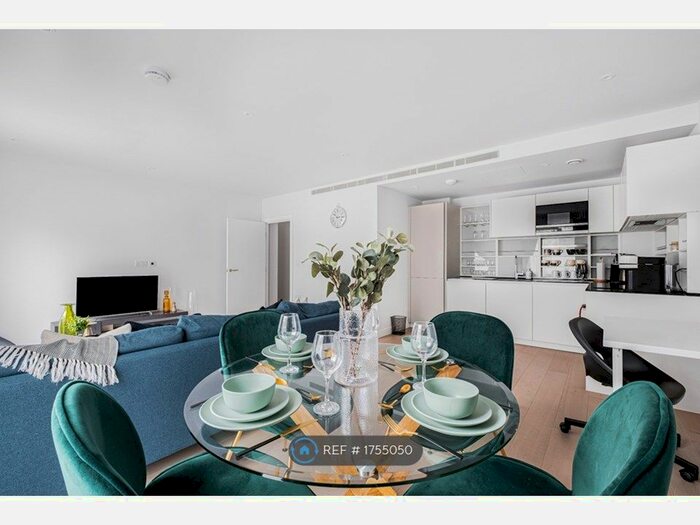 2 Bedroom Flat To Rent In Lockgate Road, London, SW6