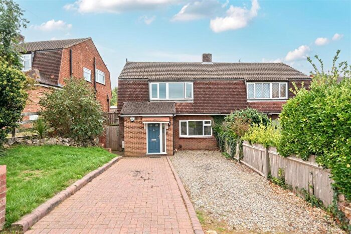 3 Bedroom Semi-Detached House For Sale In Hillary Road, Penenden Heath, ME14