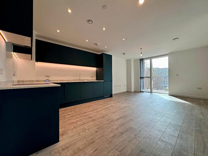 1 Bedroom Flat To Rent In Munton, Elephant Amp; Castle, London, SE17