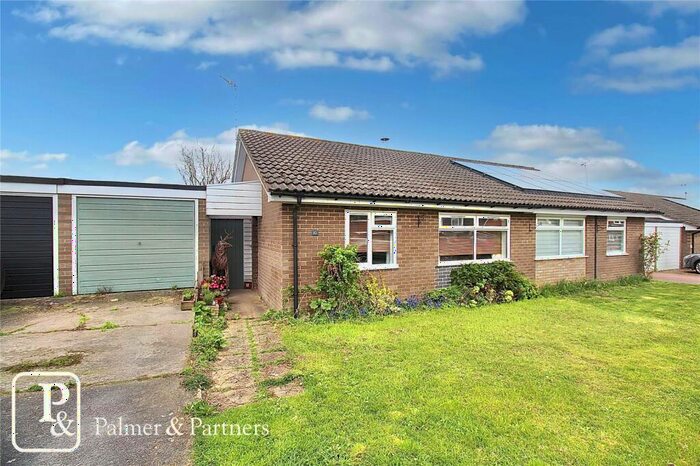 2 Bedroom Bungalow For Sale In Andrews Close, Debenham, Stowmarket, Suffolk, IP14