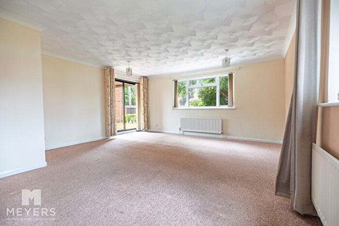 2 Bedroom Flat To Rent In Foxholes, Belle Vue Crescent, Bournemouth, BH6