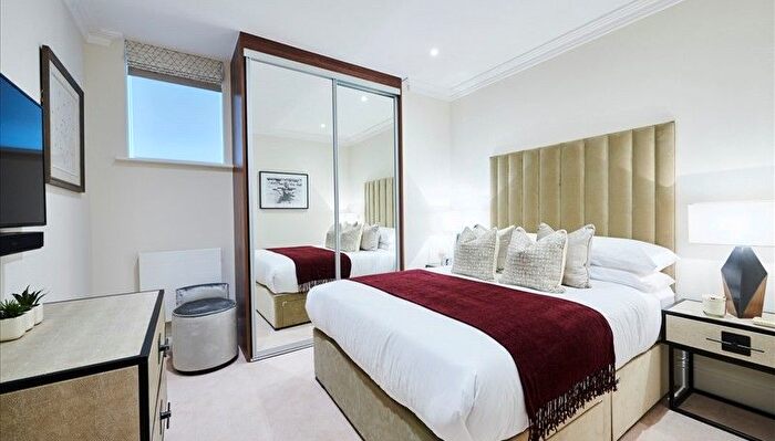 1 Bedroom Flat To Rent In Palace Wharf, Rainville Road, London, W6