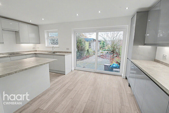 3 Bedroom Semi Detached House For Sale In Llantarnam Road, Cwmbran, NP44