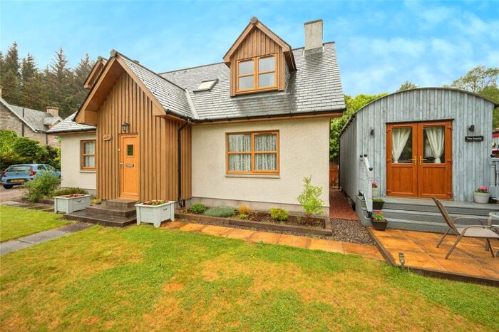 3 Bedroom Detached House For Sale In Dulnain Bridge, Grantown-on-Spey, Highland, PH26