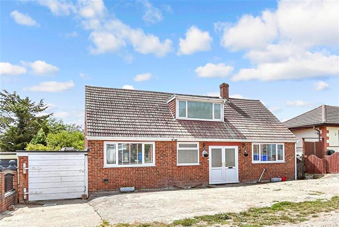 5 Bedroom Bungalow For Sale In Cliff Drive, Warden Bay, Sheerness, Kent, ME12