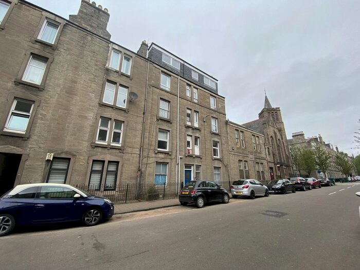 1 Bedroom Flat To Rent In Park Avenue, Dundee, DD4