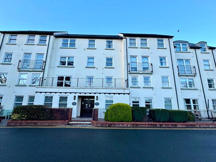 1 Bedroom Flat For Sale In Ty Rhys, The Parade, Carmarthen, Carmarthenshire, SA31