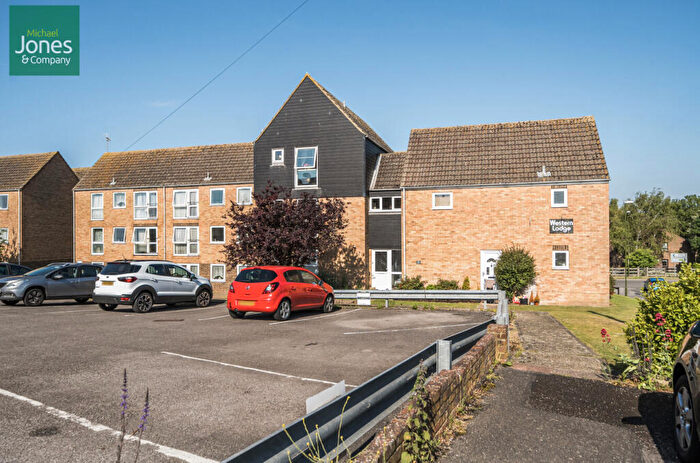 1 Bedroom Flat To Rent In Western Lodge, Cokeham Road, Lancing, West Sussex, BN15