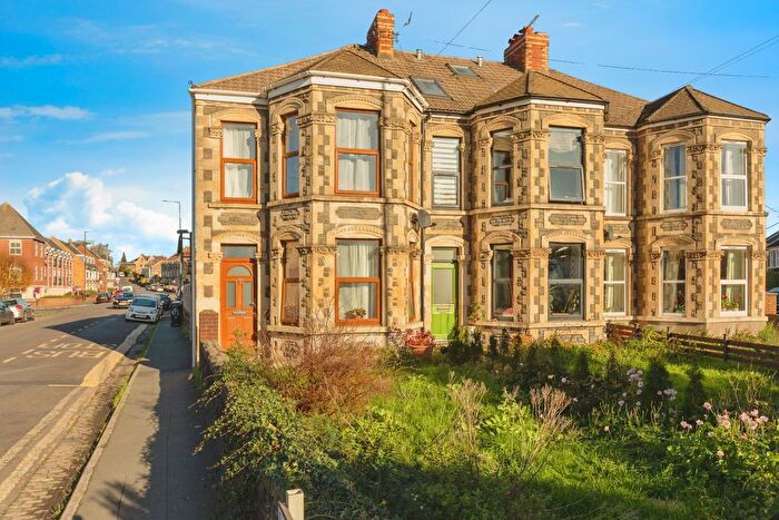 3 Bedroom End Terrace House For Sale In Soundwell Road, Bristol, BS15