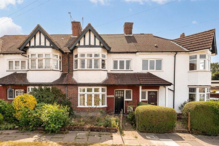 3 Bedroom Terraced House For Sale In The Gardens, Harrow, HA1