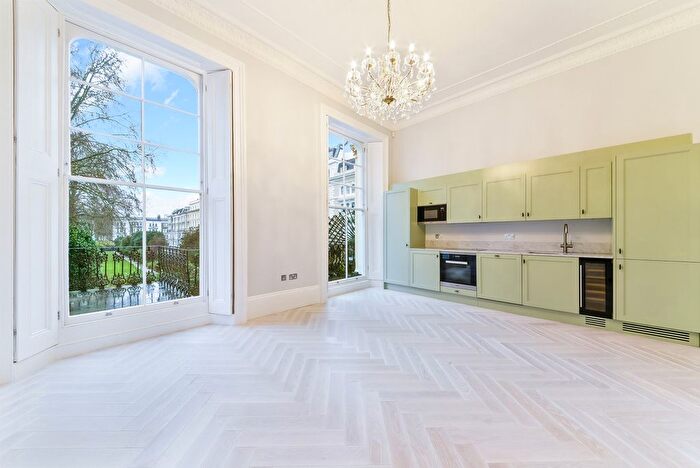 2 Bedroom Flat To Rent In Leinster Square, London, W2