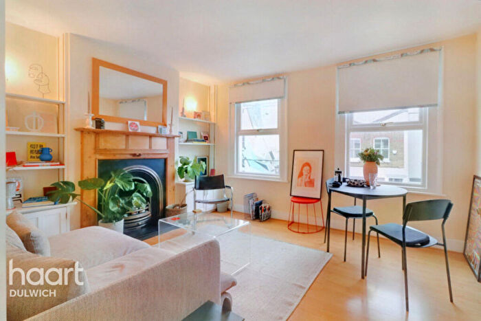 1 Bedroom Apartment For Sale In Crawthew Grove, London, SE22