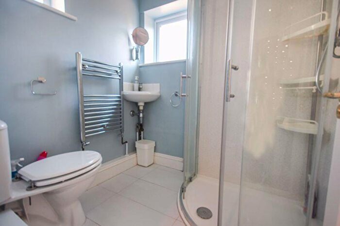 5 Bedroom Semi-Detached House To Rent In Charminster, Bournemouth, BH8