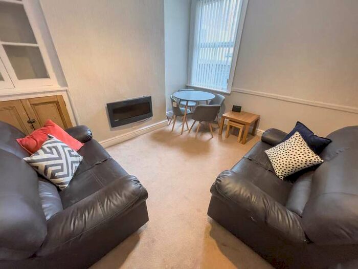 3 Bedroom Terraced House To Rent In Blythswood Street, L17 7dg,