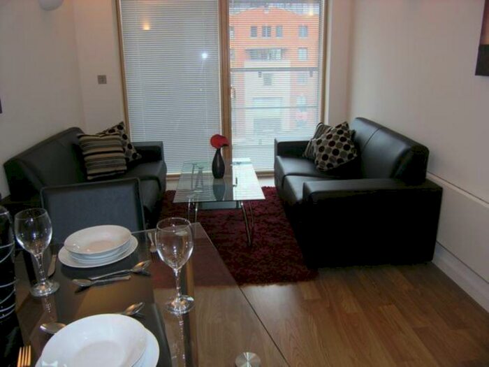 2 Bedroom Apartment To Rent In Wellington Quarter, Wellington Street, Leeds, LS1