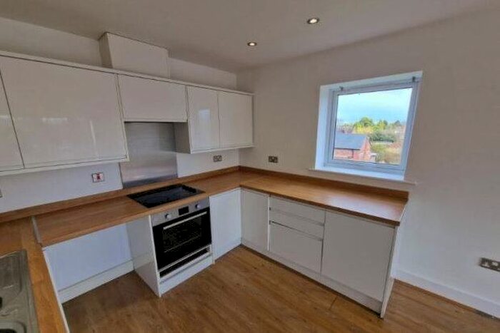 1 Bedroom Flat To Rent In Lichfield Road, Willenhall, WV12