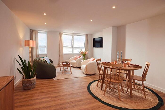 1 Bedroom Flat To Rent In Flat Concord House, Exeter, EX1